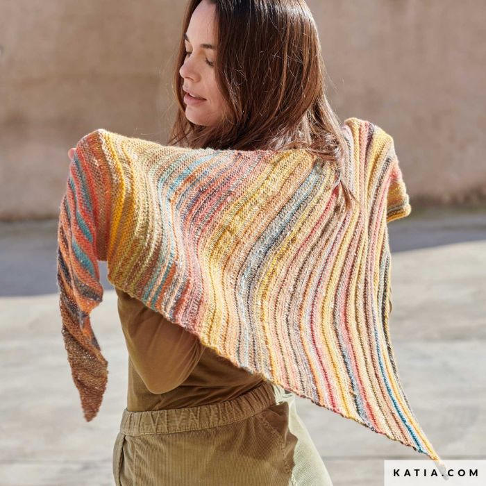 Womens Shawl Knitting Pattern - A/W - Easy - (8038-454) ¦ Katia.com