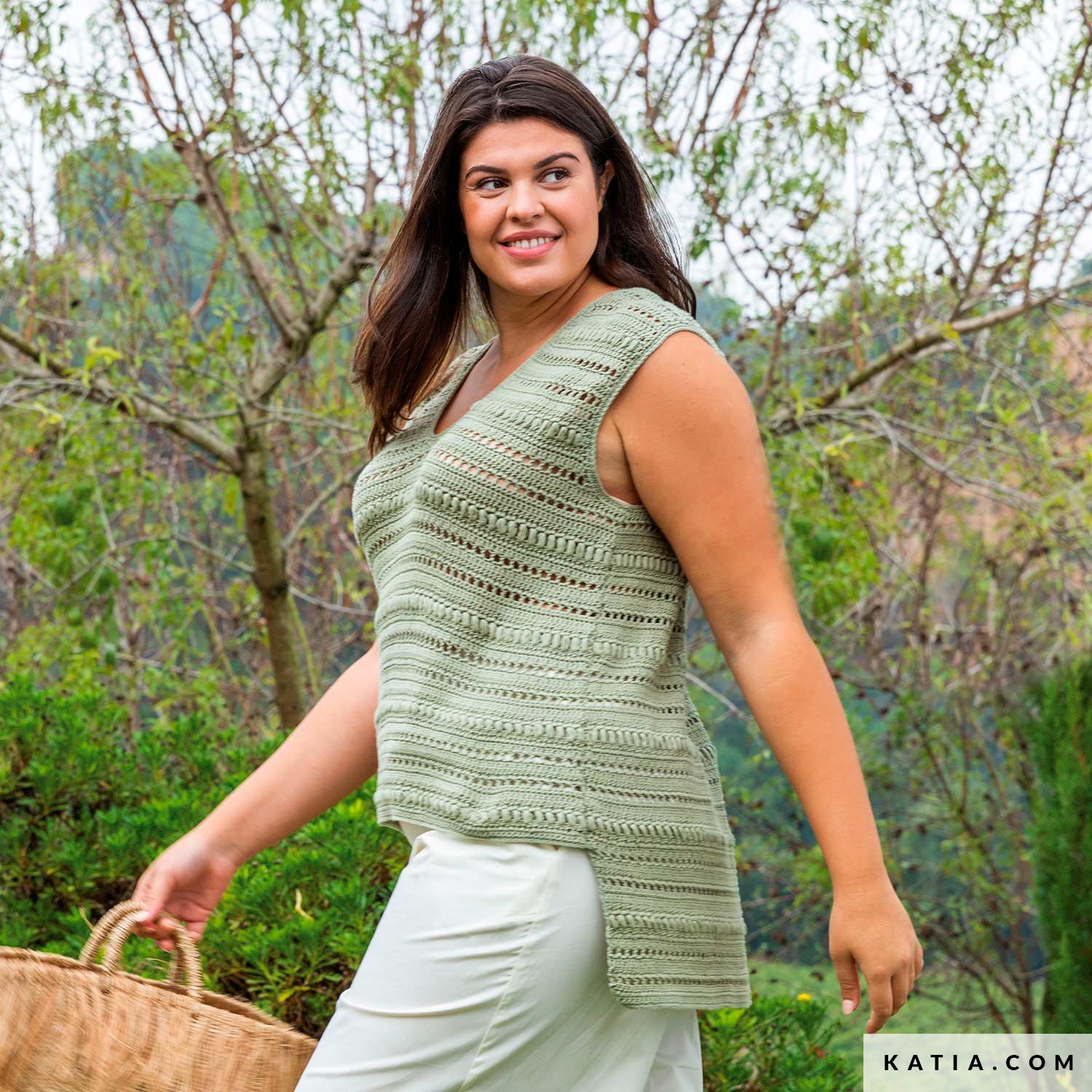 5 Knitting Projects for Plus Size to try this Summer 2023